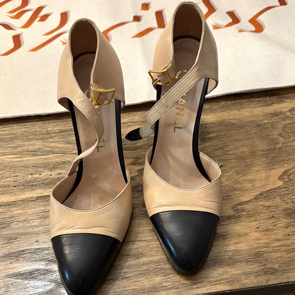 CHANEL Beige and Black Strappy Heels